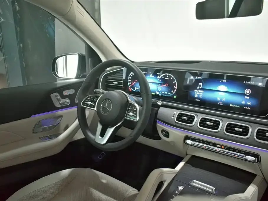 Mercedes-Benz GLE (Import) — фото 10