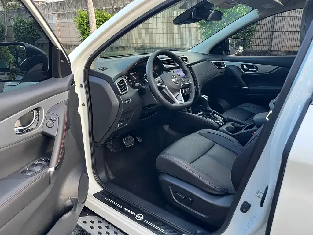 Nissan Qashqai — фото 5
