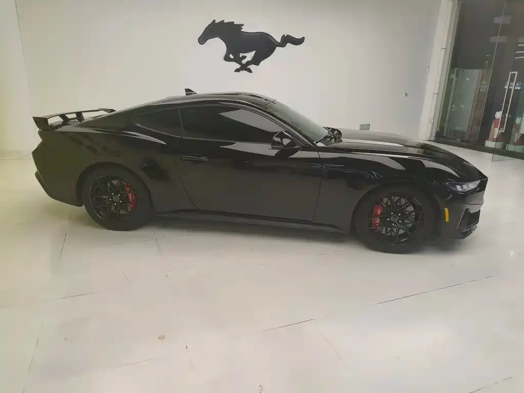 Ford Mustang 2024 из CN, фото 4