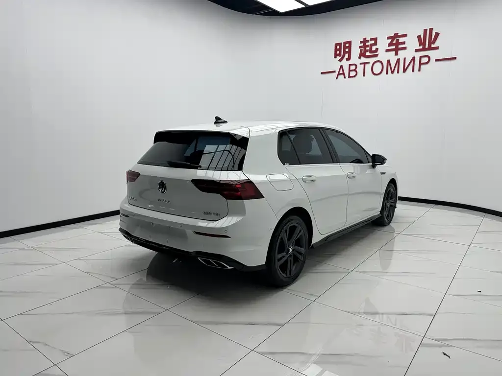 Volkswagen Golf — фото 4