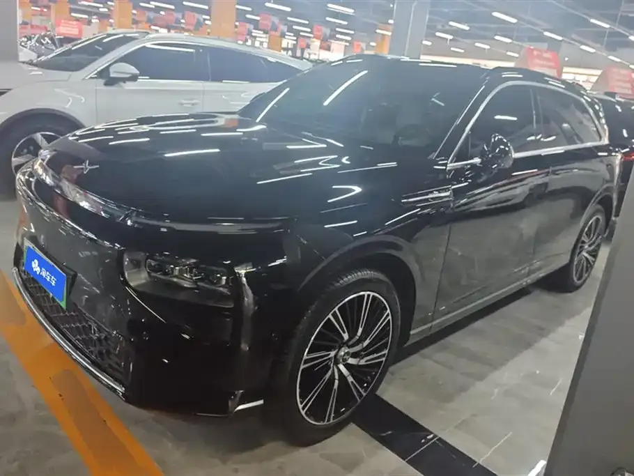XPeng G9