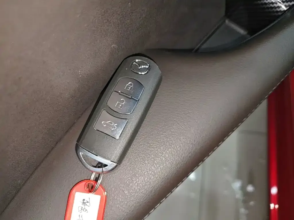 Mazda Atenza — фото 4