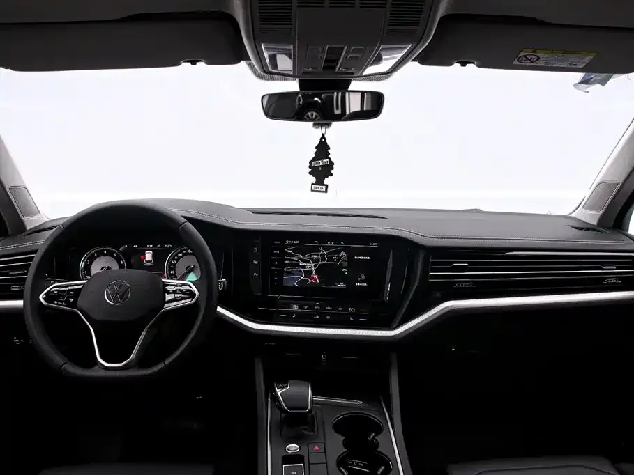 Volkswagen Touareg 2023 из CN, фото 9