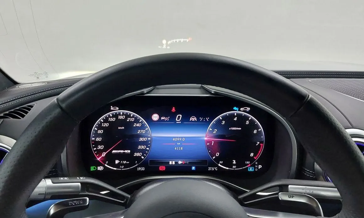 Mercedes-Benz SL-Class 2025 из KR, фото 3