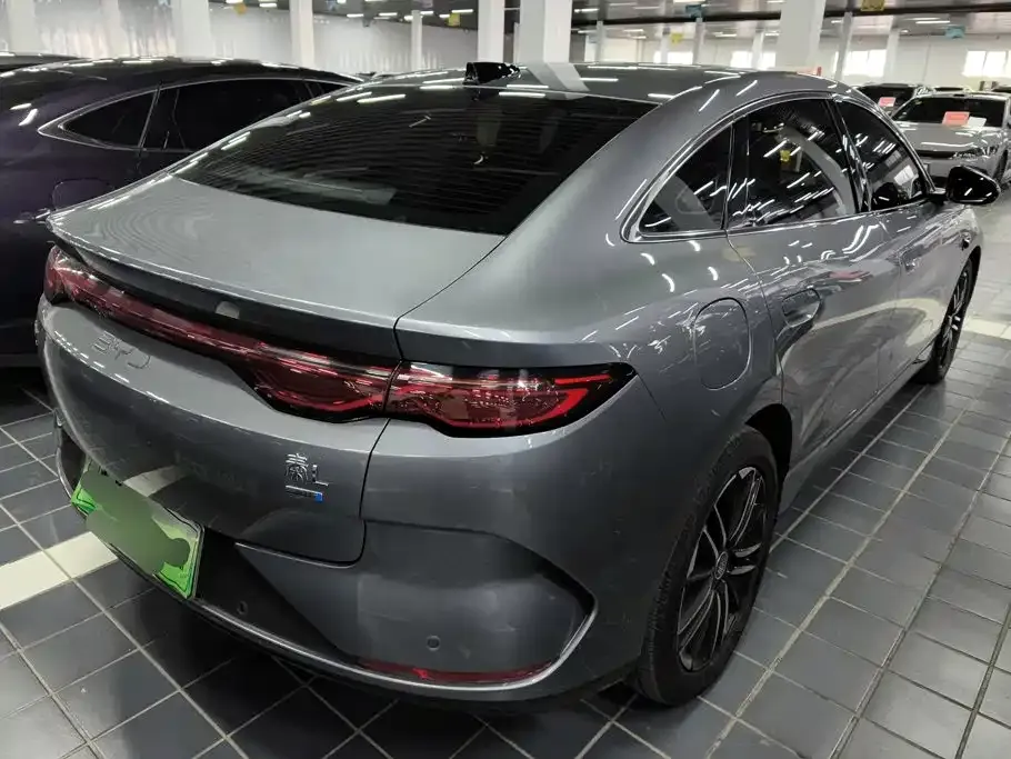 BYD Qin L — фото 10