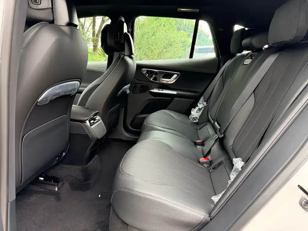 Mercedes-Benz EQE SUV — фото 10