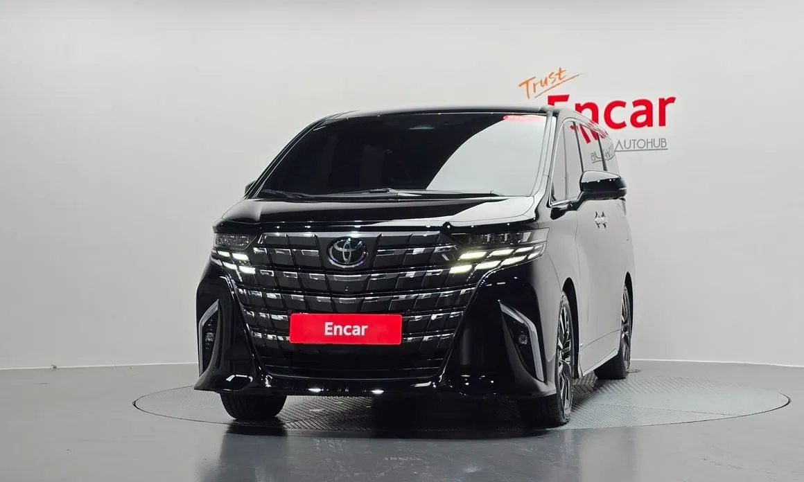 Toyota Alphard — фото 6