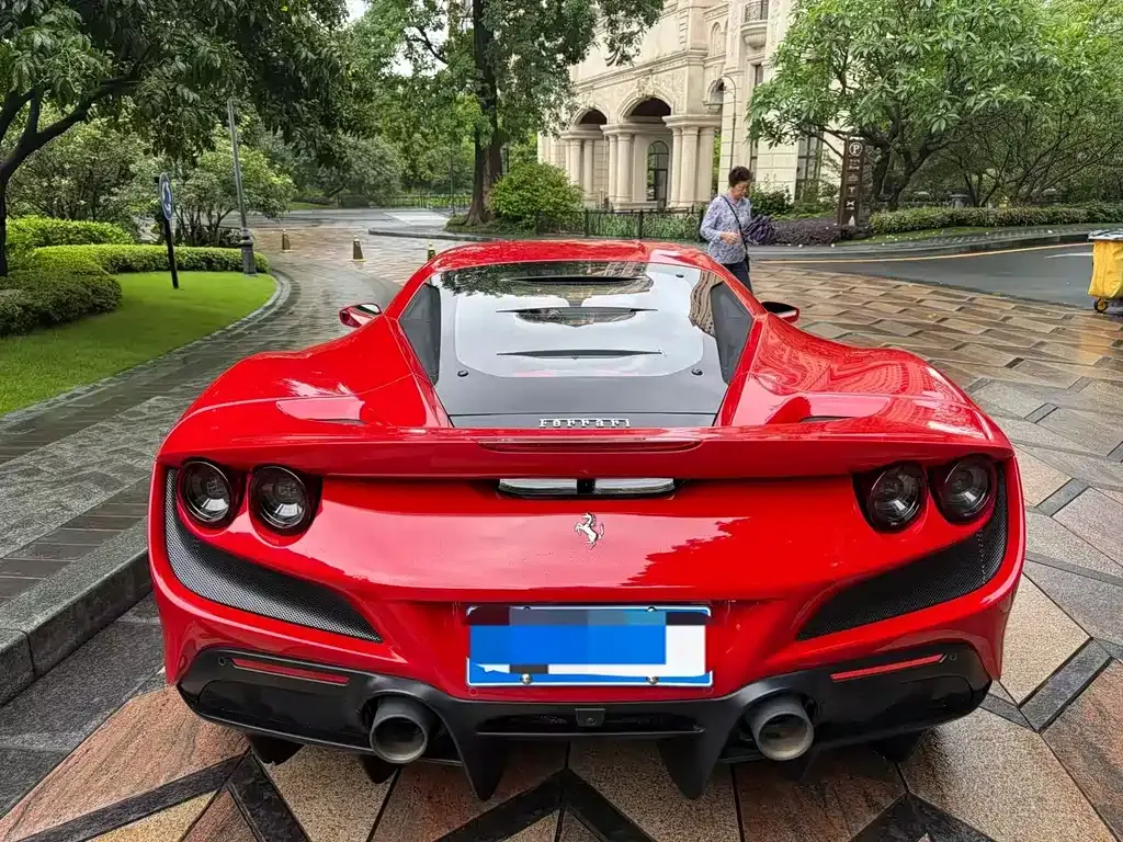 Ferrari F8 — фото 4