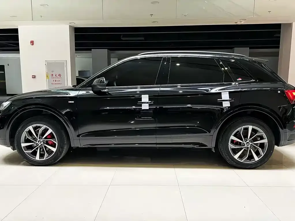 Audi Q5L 2024 из CN, фото 7