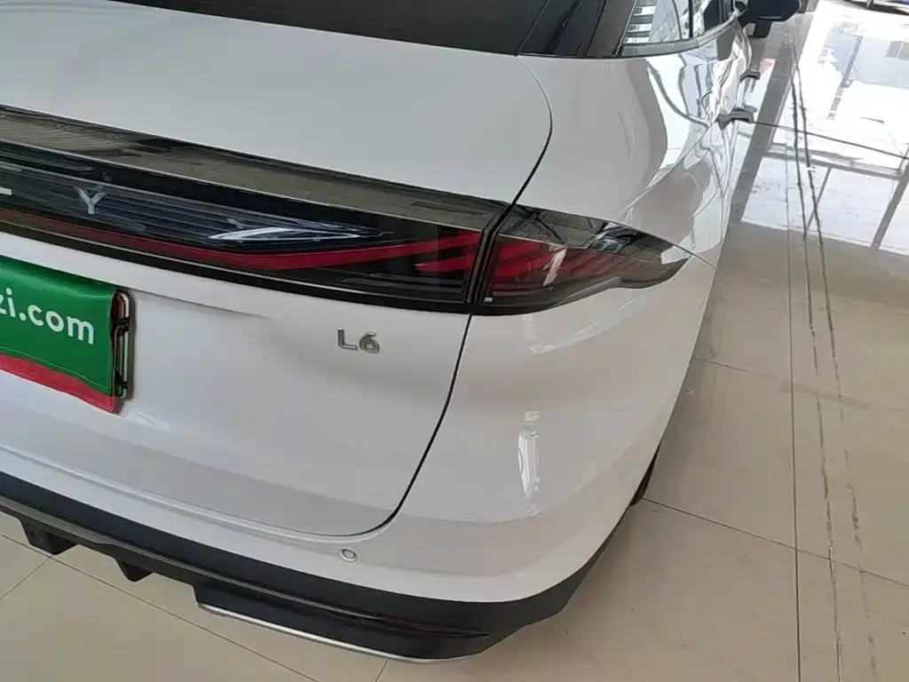Geely Galaxy L6 2024 из CN, фото 5