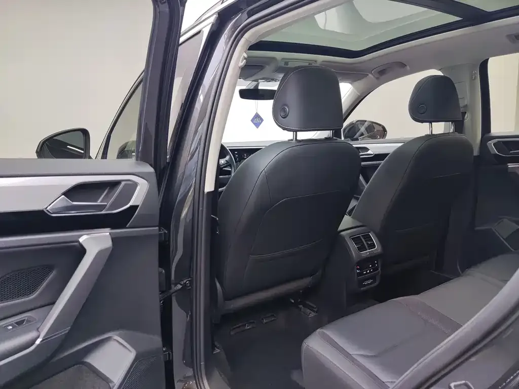 Volkswagen Tayron 2022 из CN, фото 5