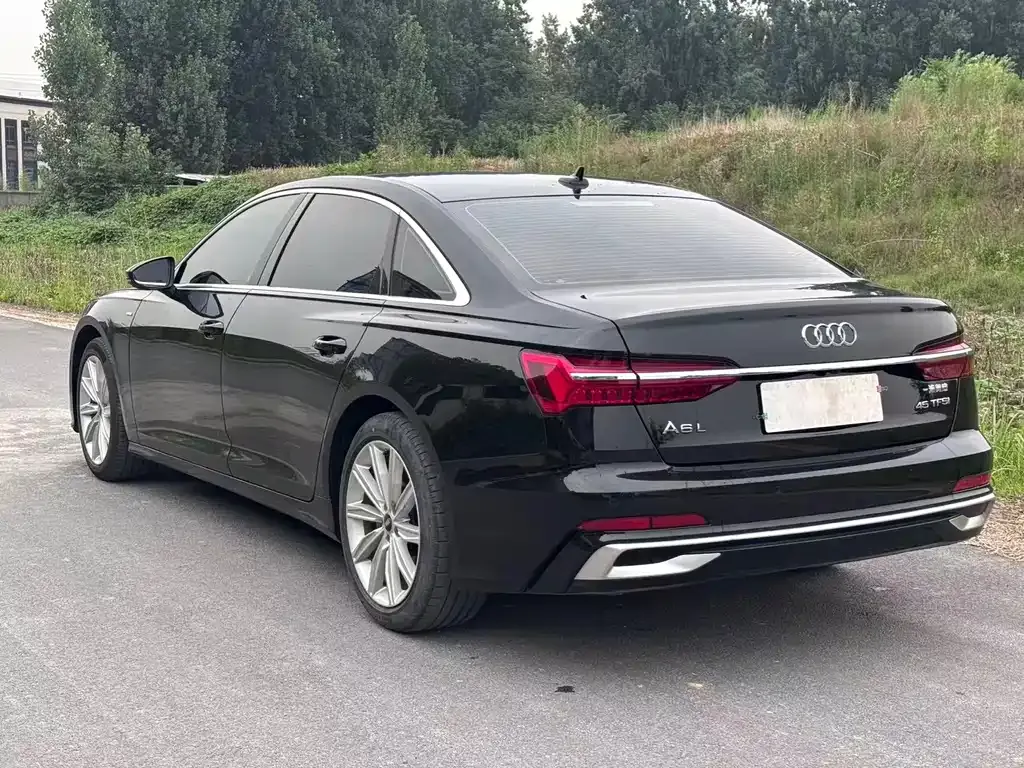 Audi A6L — фото 4