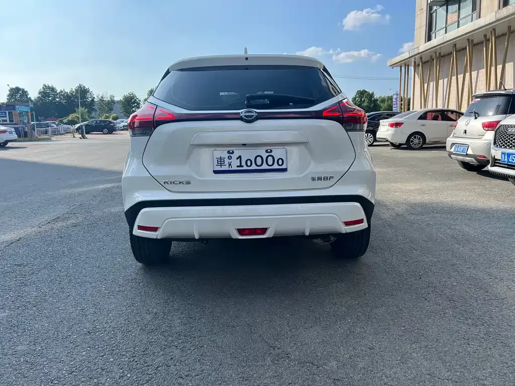Nissan Kicks — фото 8