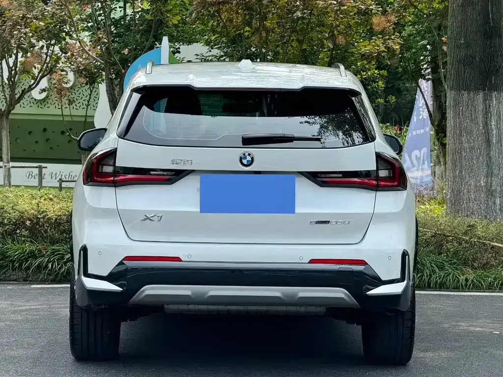 BMW X1 — фото 2
