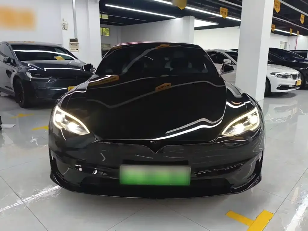Tesla Model S — фото 2