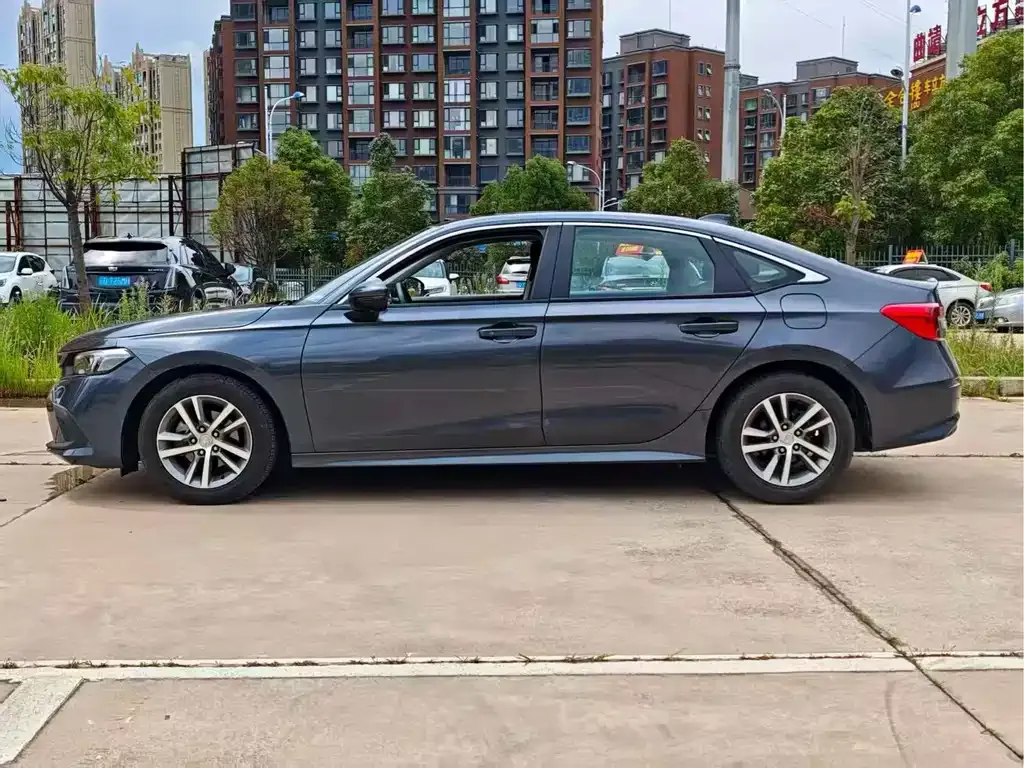Honda Civic — фото 8