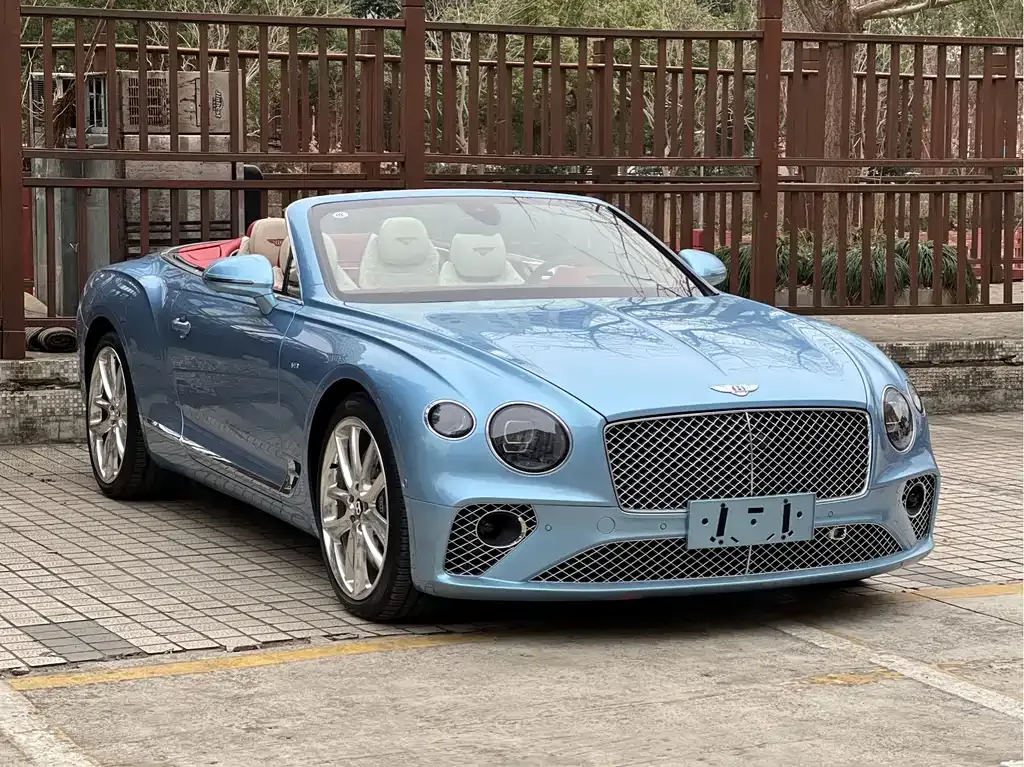 Bentley Continental — фото 6