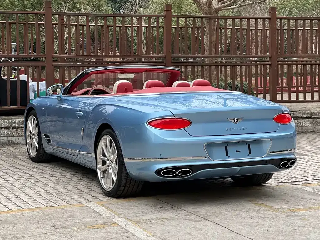 Bentley Continental — фото 7