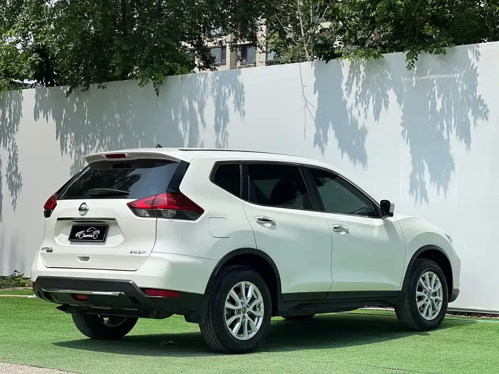 Nissan X-Trail — фото 3