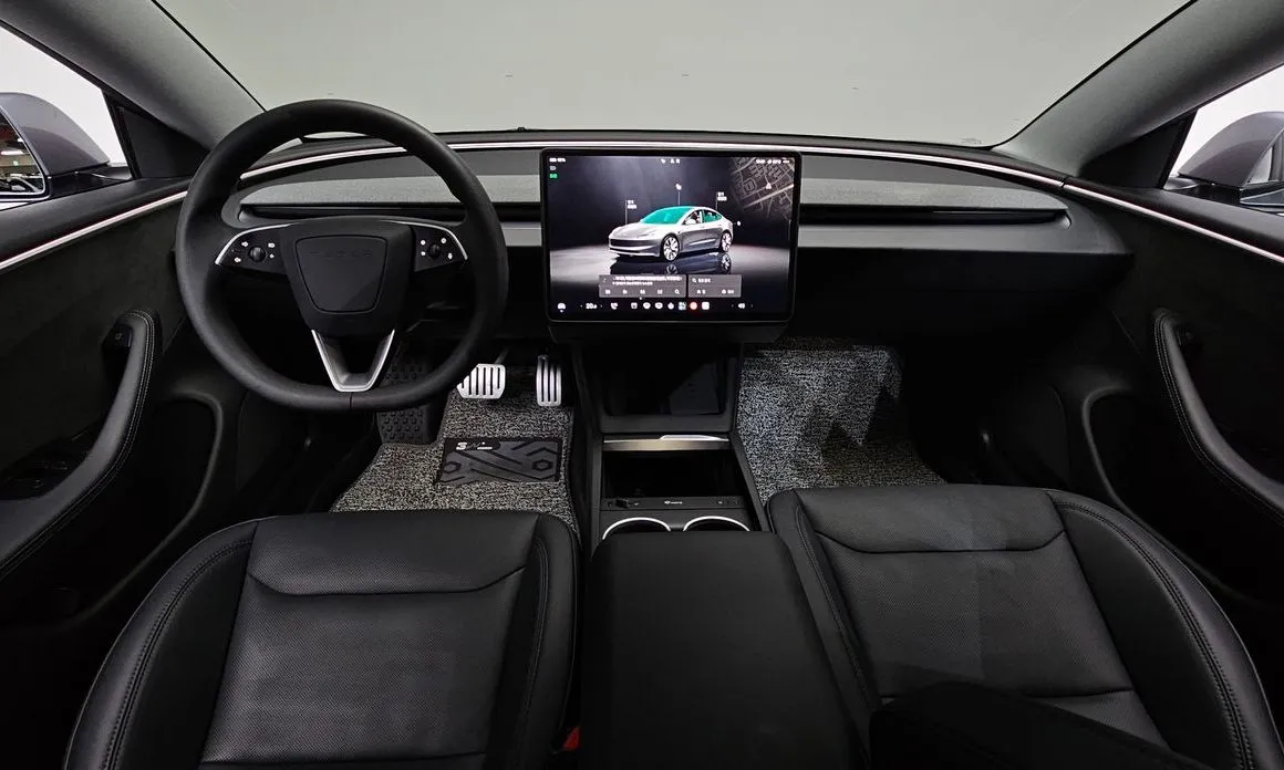 Tesla Model 3 — фото 8