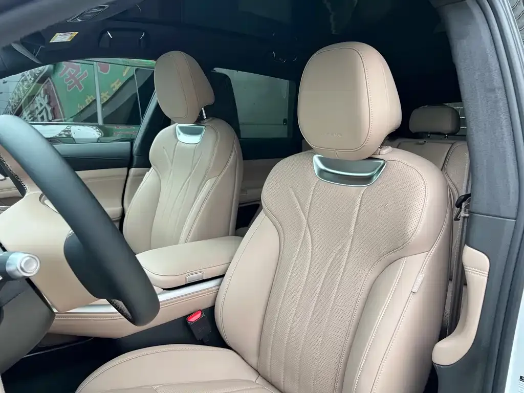 XPeng G9 — фото 6