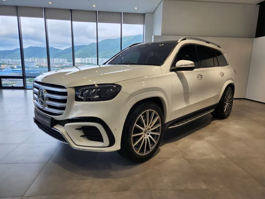 Mercedes-Benz GLS-Class — фото 1