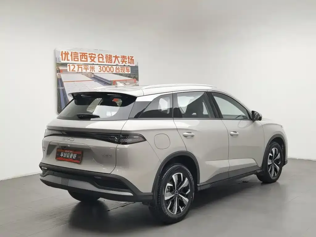 BYD Seal 05 DM-i — фото 6
