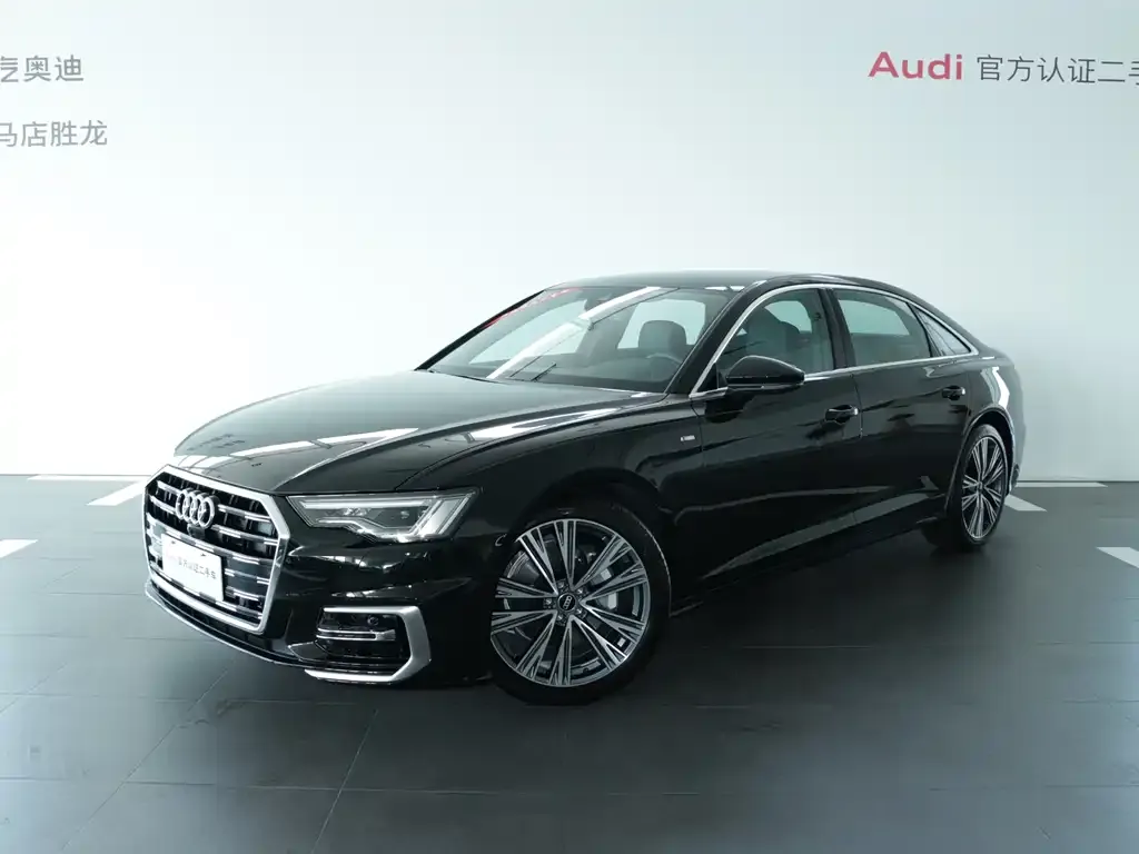 Audi A6L — фото 1