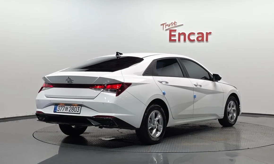 Hyundai AVANTE — фото 4