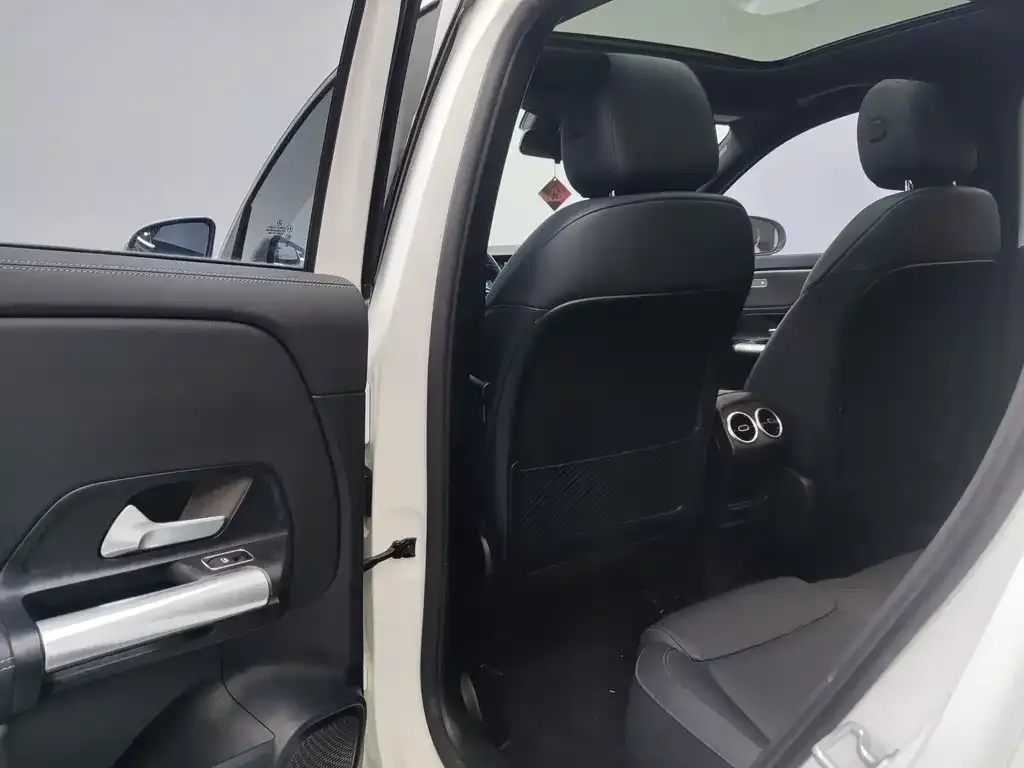 Mercedes-Benz GLA 2021 из CN, фото 4