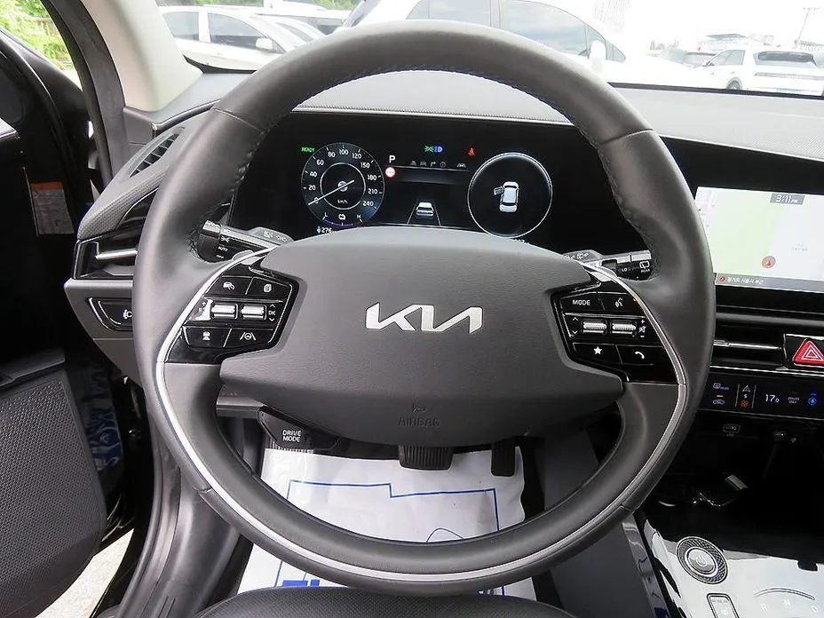 Kia Niro — фото 7