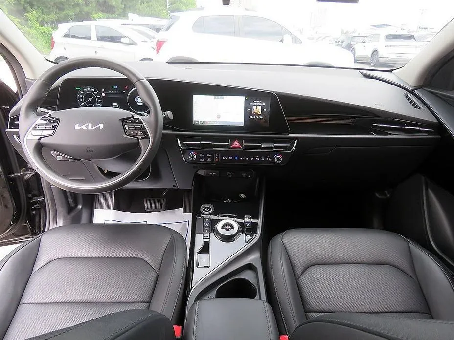 Kia Niro — фото 9