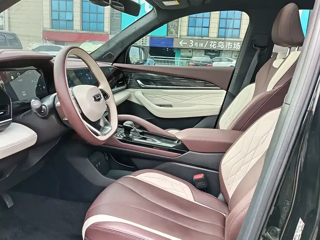 Geely Xingyue L 2024 из CN, фото 3