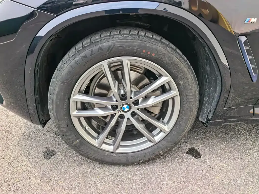 BMW X3 — фото 10