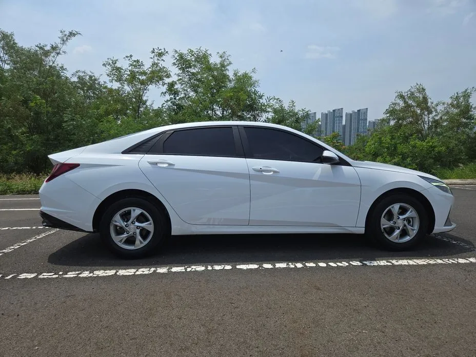 Hyundai AVANTE — фото 2