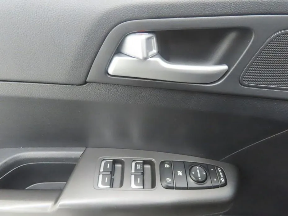 Kia Sportage — фото 4