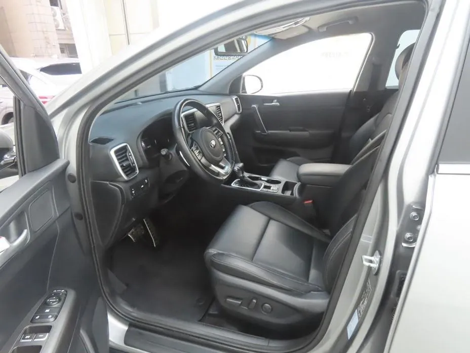 Kia Sportage — фото 6