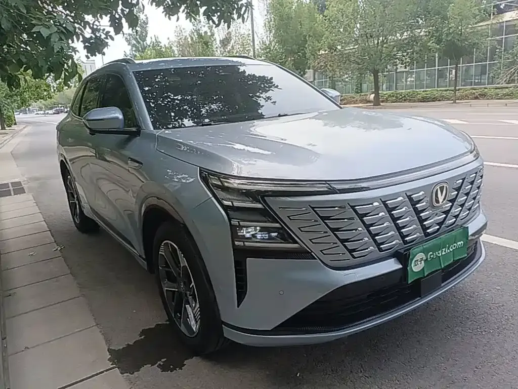 Changan CS75PLUS — фото 4
