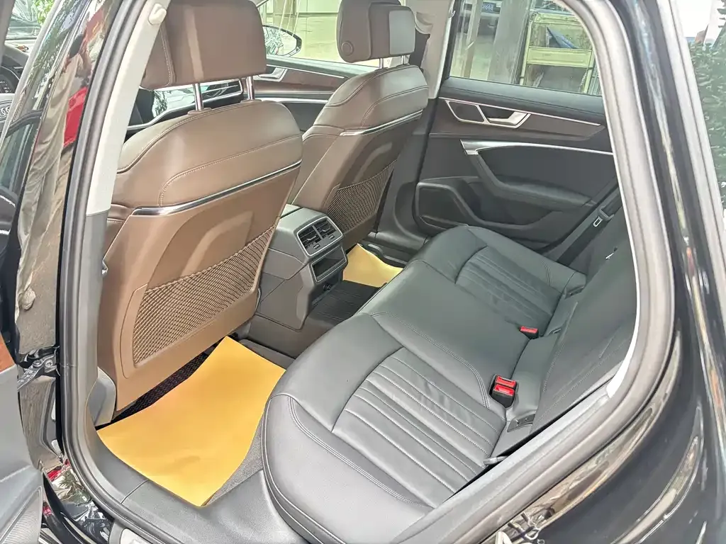 Audi A6 (Import) — фото 2
