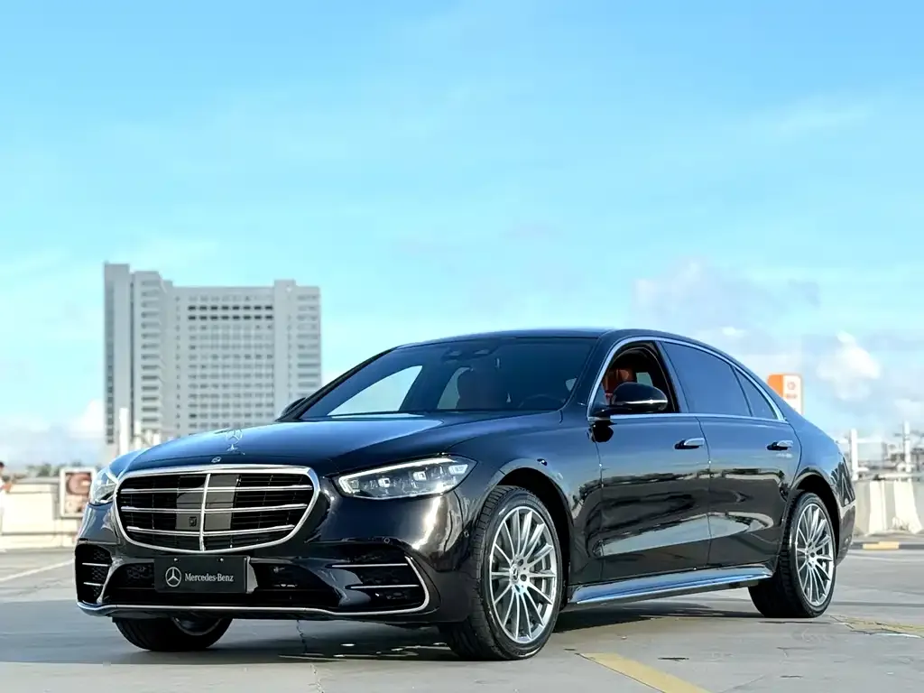 Mercedes-Benz S-Class — фото 1