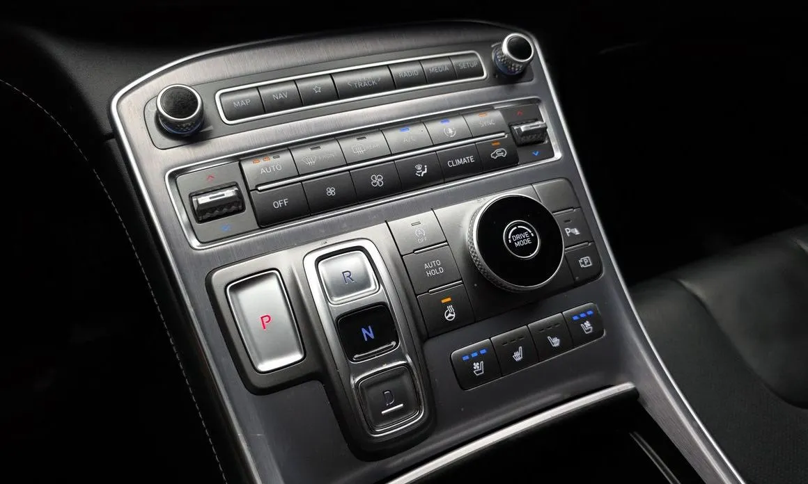 Hyundai Santafe — фото 4