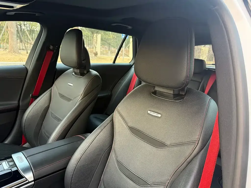 Mercedes-Benz C-Class AMG — фото 8