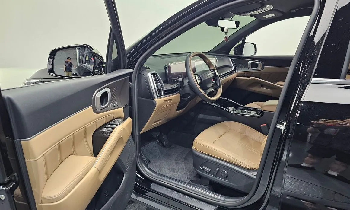Kia Sorento — фото 6