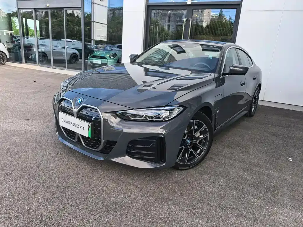 BMW i4 — фото 1