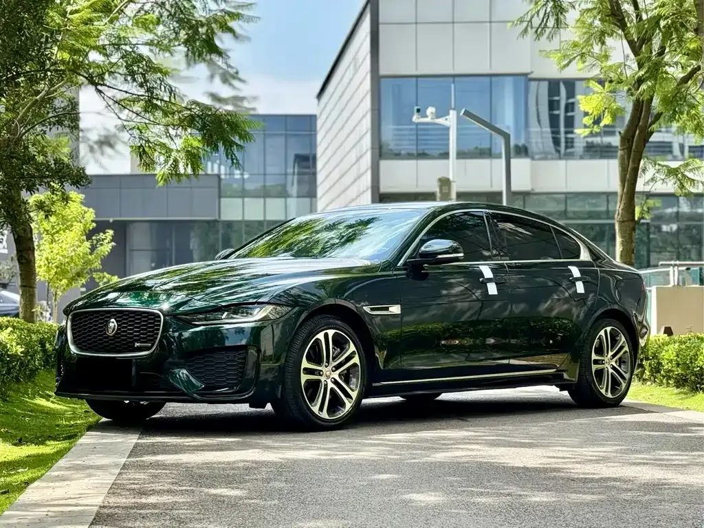 Jaguar XEL — фото 1