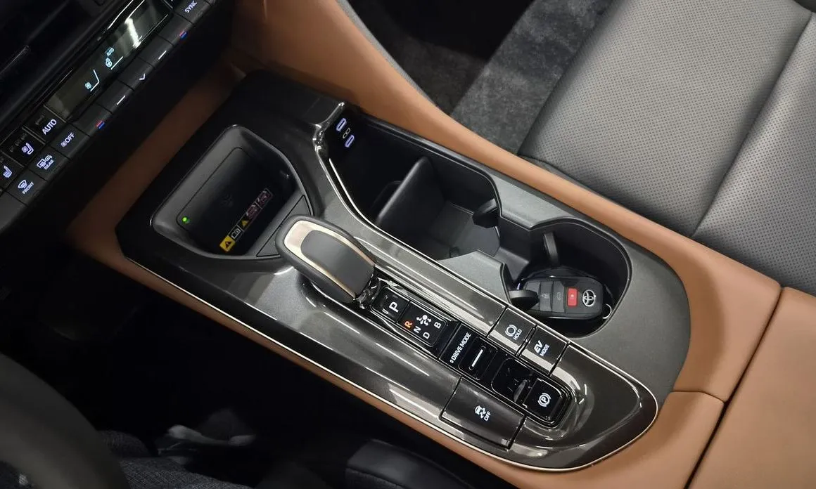 Toyota Crown 2026 из KR, фото 7