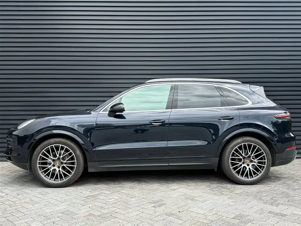 Porsche Cayenne — фото 8