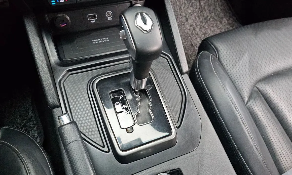 KG Mobility (Ssangyong) Rexton — фото 10