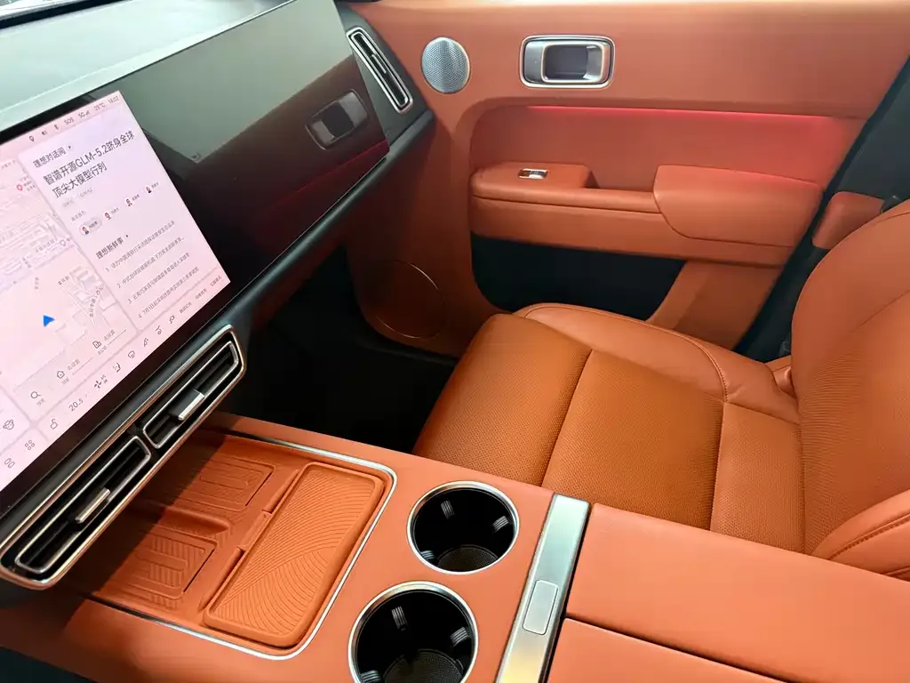 Li Auto L8 2023 из CN, фото 7