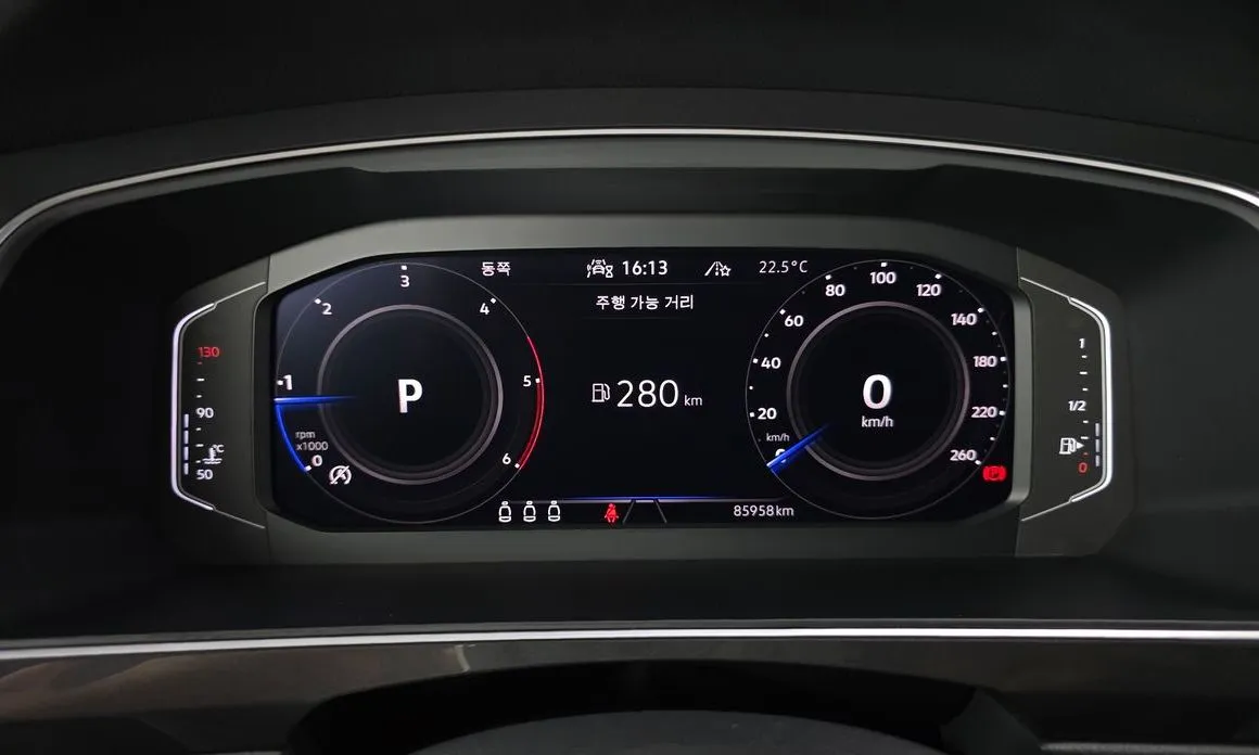Volkswagen Tiguan 2022 из KR, фото 4